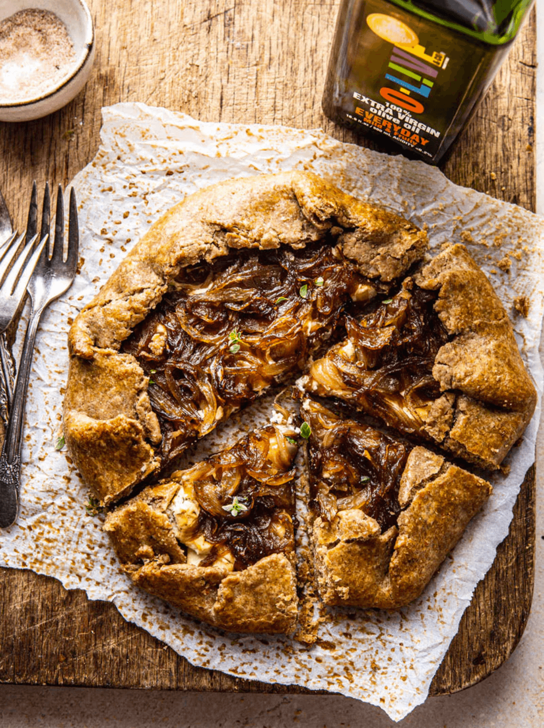 Galette de Cebolla Caramelizada y Queso Cabra