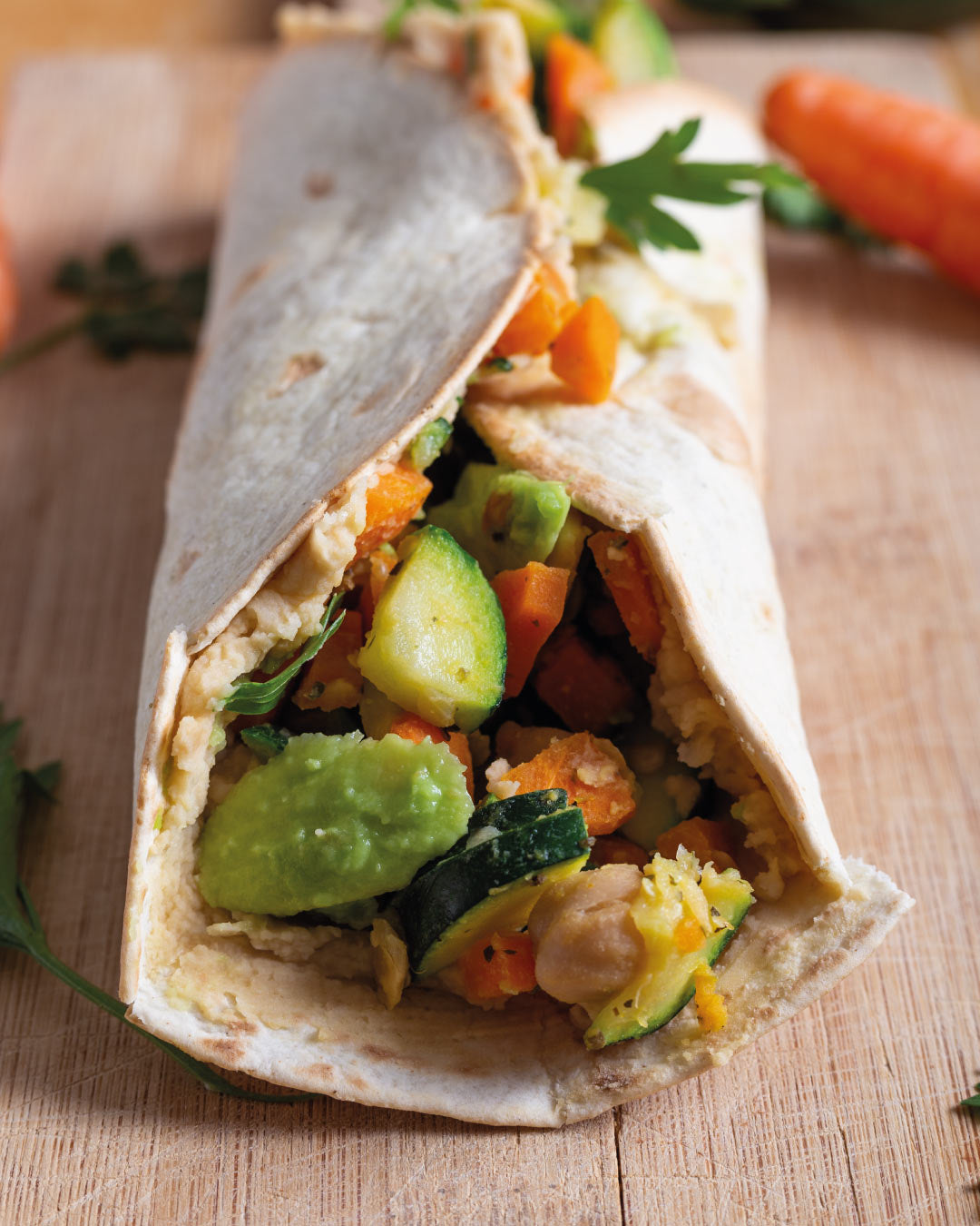 Wrap de Calabacín a la Parrilla, Queso Feta y Garbanzos con Yogur a las Finas Hierbas