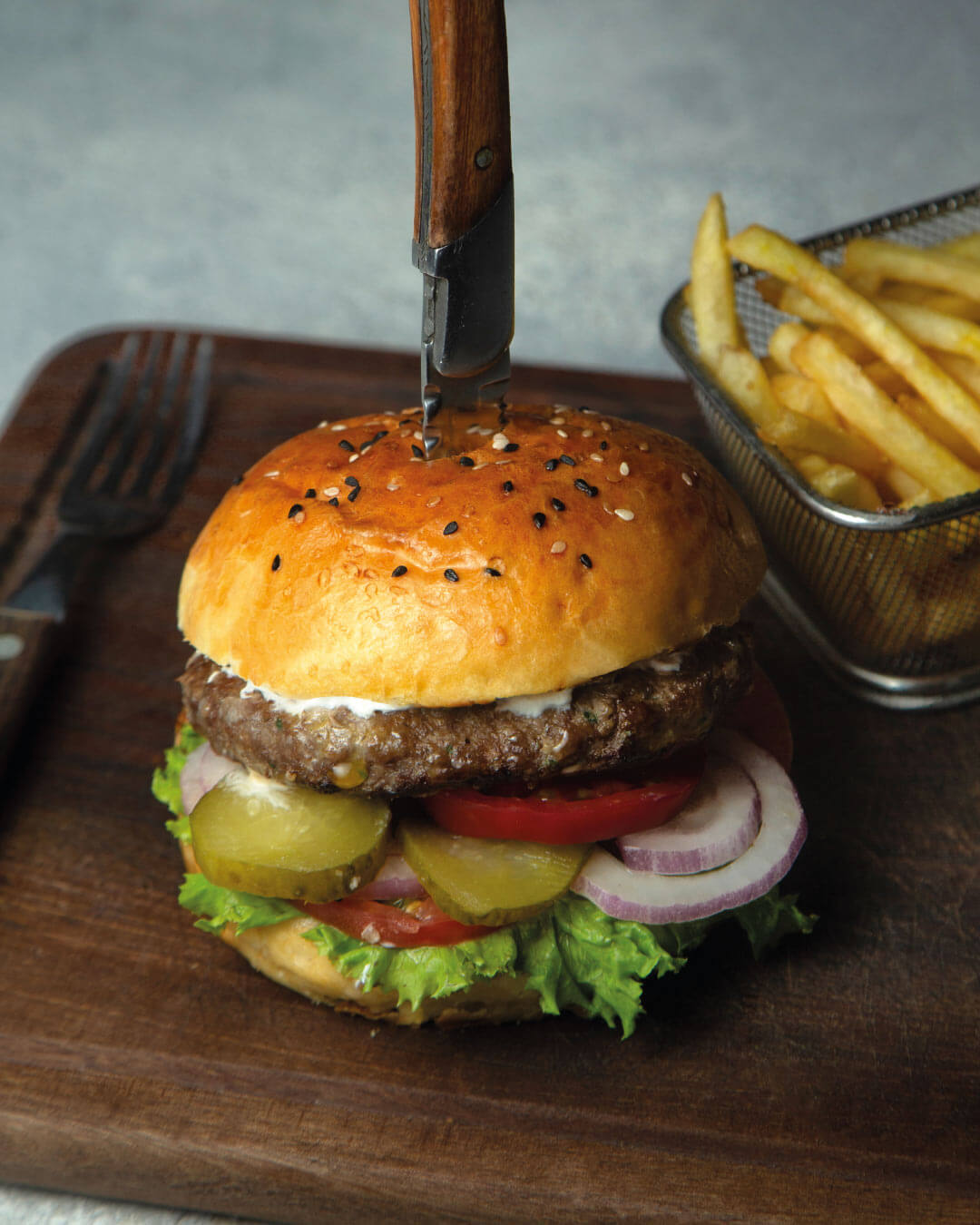Receta Especial para el Día del Padre: Hamburguesa con Queso Azul