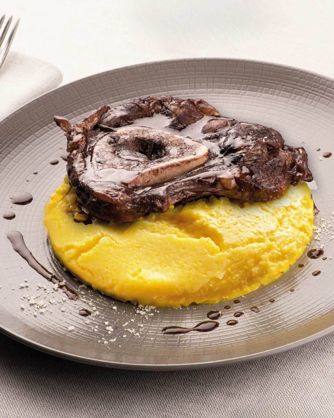 Receta de Osobuco a la Olla con Polenta y Aceite de Oliva Santiago