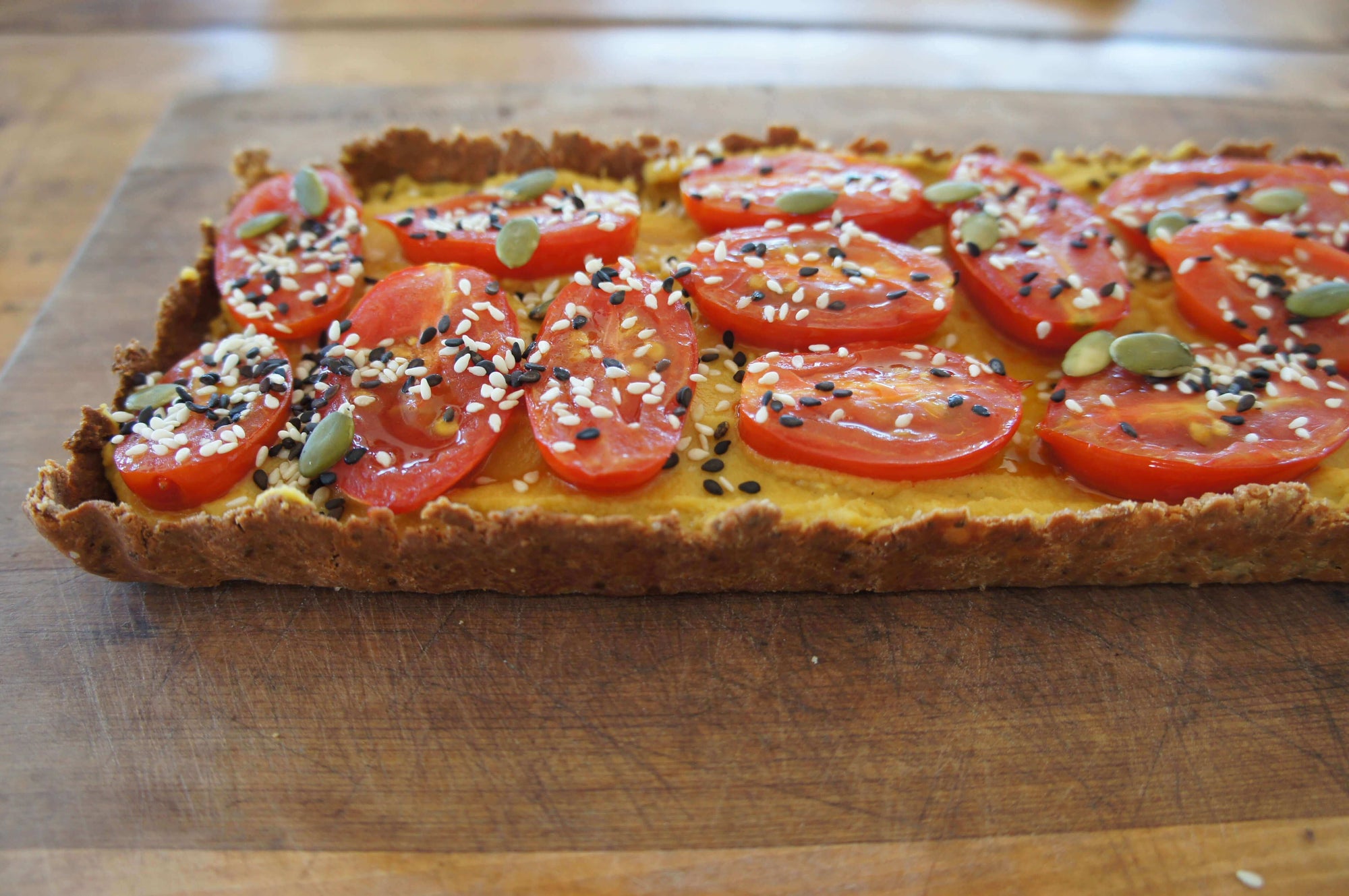 Tartaleta de hummus de lentejas y curry